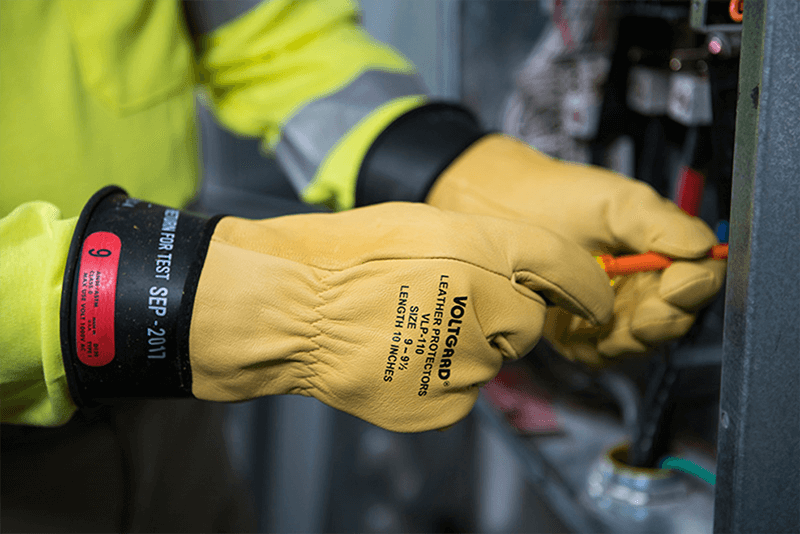 insulating & leather gloves
